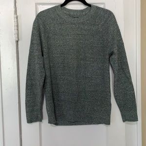 Abercrombie men’s sweater never worn
